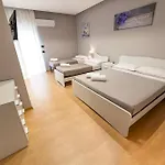 House Le Treemme Corigliano Scalo