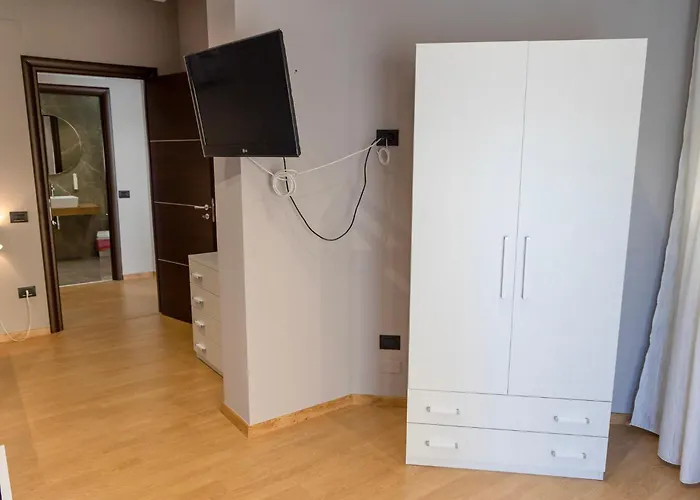 House Le Treemme 公寓